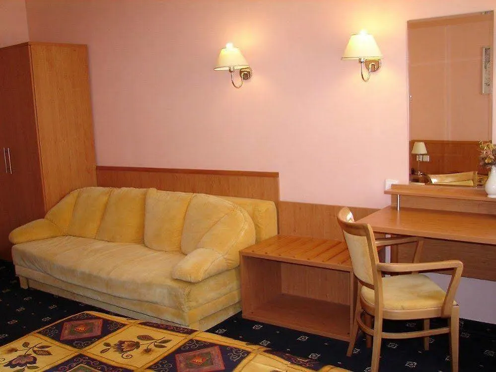 Aladin Praha Hotell 3*, Prag